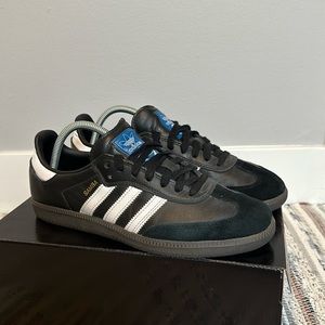 ADIDAS- SAMBA ADV- SIZE 8.5 US M